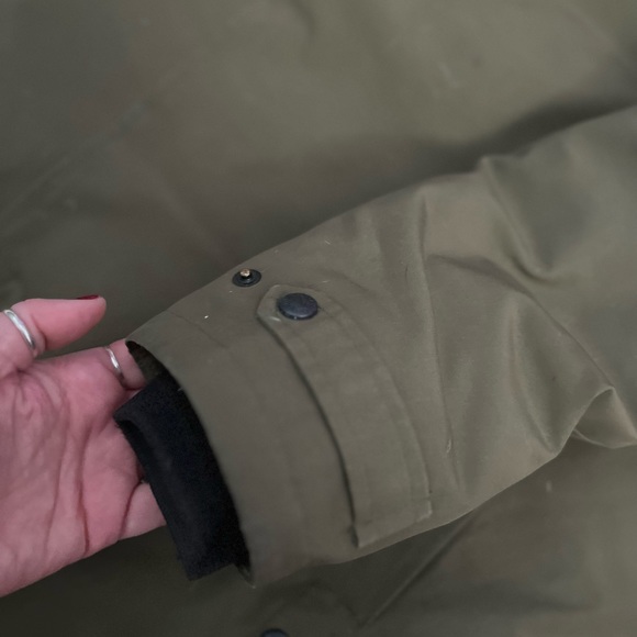 Canada Goose Trillium Parka - Picture 7 of 8